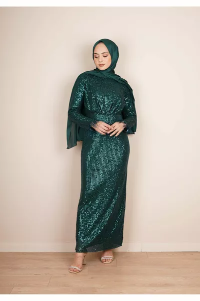 PAILLETTEN-PAILLETTEN-ABENDKLEIDER MIT GEFIEDERTEN ÄRMELN