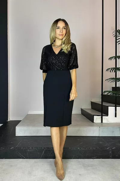  مزدوج الصدر طوق الترتر فستان مفصل أسود