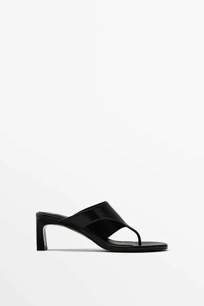 Кожени сандали на ток