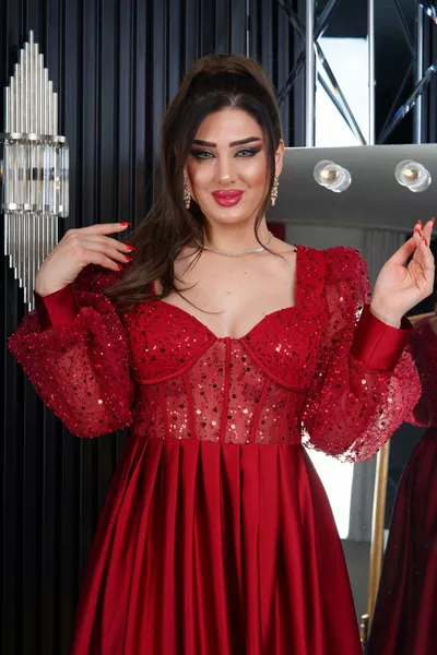 Perle Tüll Pailletten Satin Design Dekolleté Langes Kleid Abendkleider