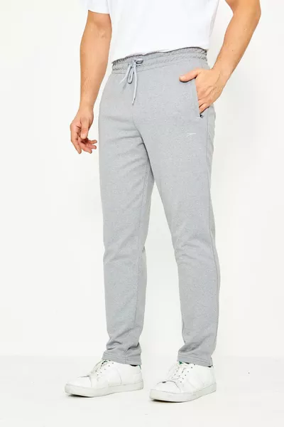 Men's Straight-Leg Relaxed Fit Sweatpants 
