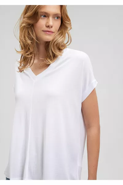 V-Neck White Basic Viscose T-Shirt Regular Fit / Normal Cut 