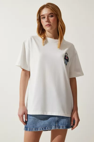 Women's White Crew Neck Embroidered Oversize Knitted T-Shirt 