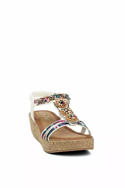  Женские босоножки на каблуке Белый