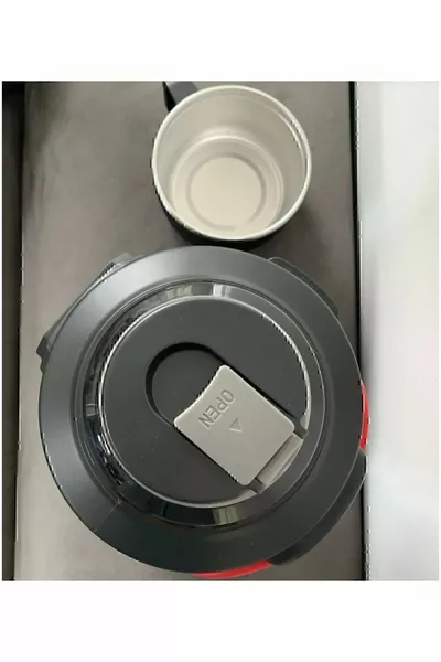 ستانلس ستيل 2det 3.2 ترمس  ساعة حفظ ساخن وبارد