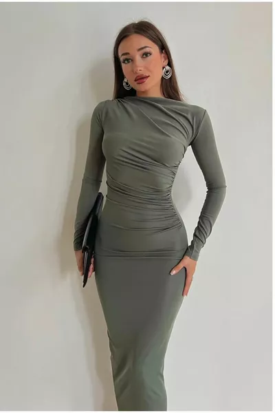 Robe maxi à détails drapés doux au toucher pour femmes