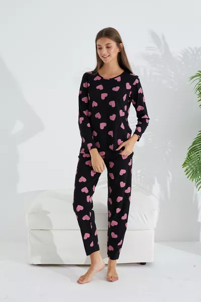 طقم بيجامة قطني بنقشة قلب أسود ووردي