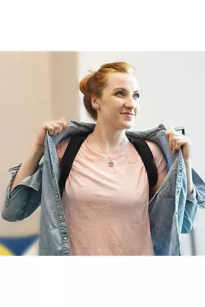 Corsetto Postura Dritta Uomo Donna Medico Sportivo Ortopedico Regolabile a Croce per la Schiena