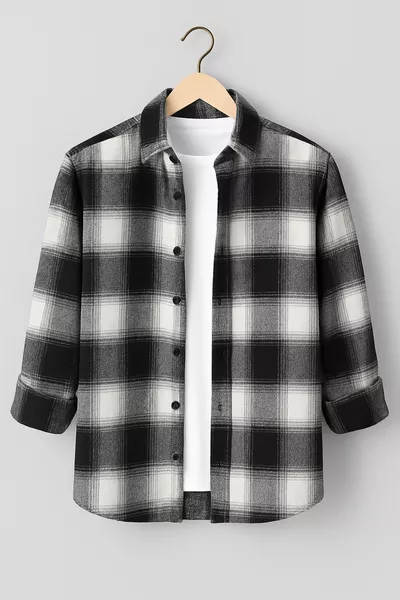 قميص خشبي رجالي مخطط بالأبيض والأسود – قصة مريحة، موضة الشتاء للموسم الجديد