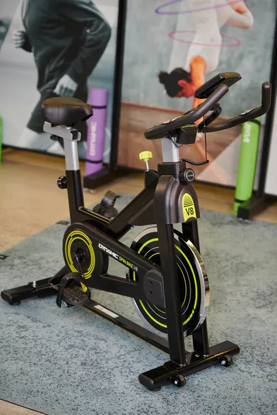 Voit Garantili Spin Bike  Mit Anzeige, Fitness-Fahrrad, 8 kg Schwungrad