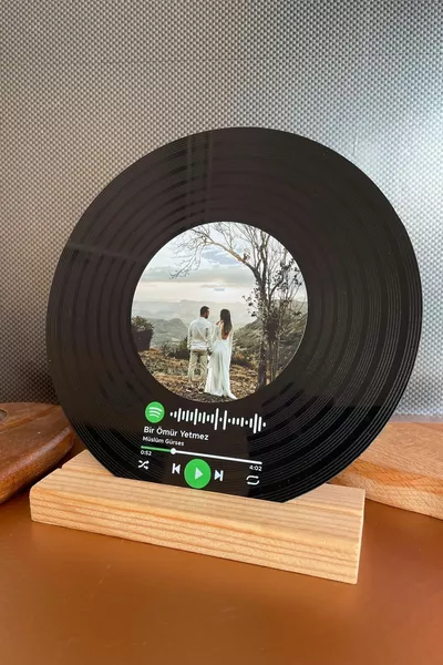 Vinile Nero Personalizzato con Codice Spotify - Regalo per il Partner, Amico o Compleanno