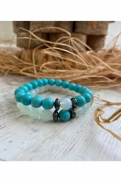 أحجار الأوبال الطبيعية وحجر القمر والفيروز ستكمل تناغمكم الرائع كزوجين عزيزين