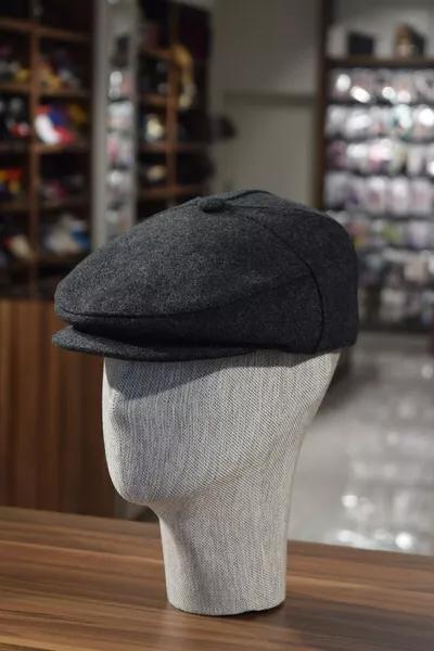 Buttoned Classic Cap Fume Cap Wool Winter Fabric Hat