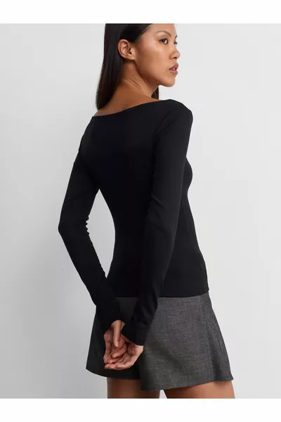  Boat Neck Long Sleeve Top-Black
