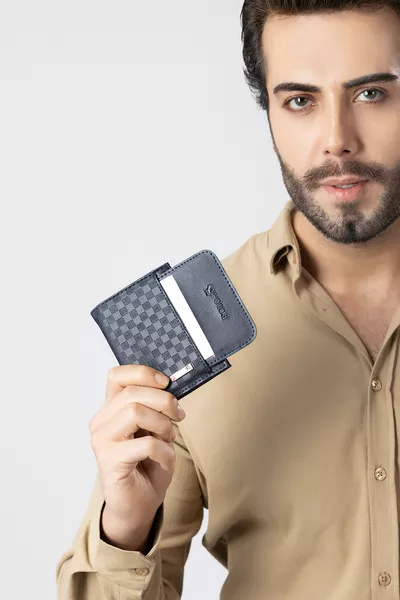 محفظة رجالية ونقود جلدية بنقشة رقعة الشطرنج باللون الأزرق الداكن