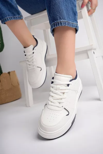 حذاء نسائي كحلي رياضي يومي