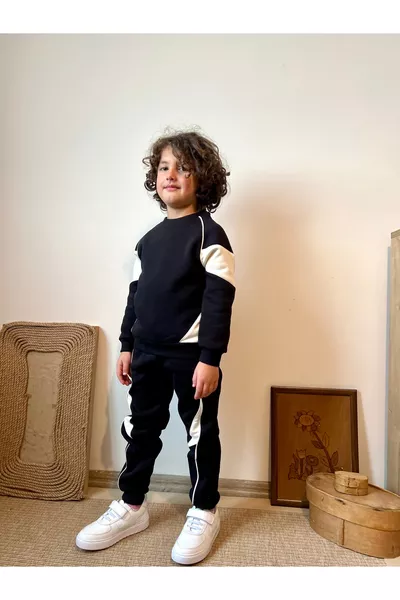 Унисекс детски черен суитшърт и спортен екип