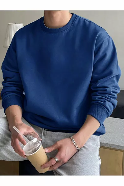 سويت شيرت أساسي بقصة مريحة oversized - متوفر بخمسة ألوان مختلفة