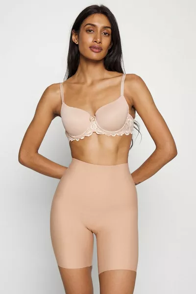 Anoky Model Light Toning and Shaping Laser Cut Shorts Corset Nude Color