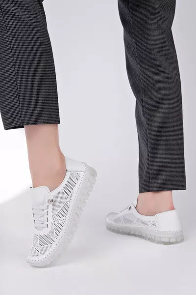 Genuine Leather White Printed Women's Casual Leather Shoes 