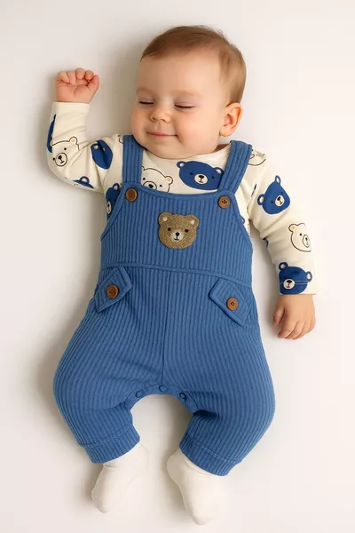 طقم رضيع أولاد من قطعة واحدة مطرز بالدب – تشمل القميص، الطقم والجوارب | ملابس طفل 3-6-9 أشهر