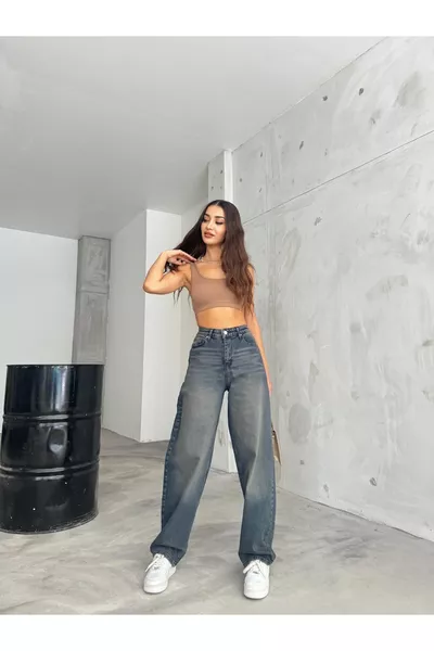 بنطال جينز واسع ومريح للنساء بتأثير مبيض وقصة فضفاضة