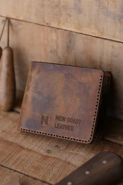 Мужской кошелек из натуральной кожи ручной работы