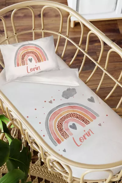 Персонализирана бебешка кошара за майка  Комплект спално бельо за сън Дъга