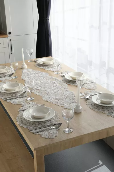 Set de chemin de table et sets de table pour 6 personnes de style américain moderne - Crème