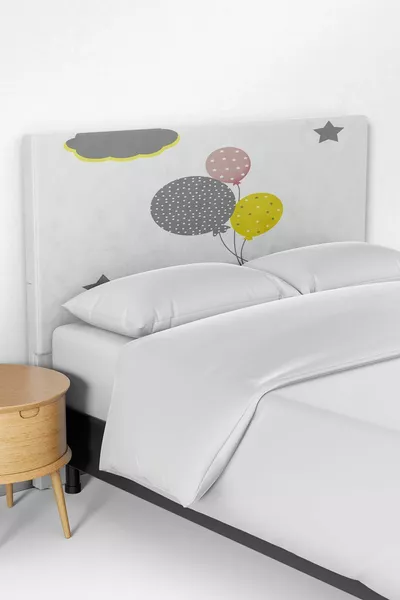 غطاء رأس سرير غرفة الأطفال بنقشة بالون وسحاب