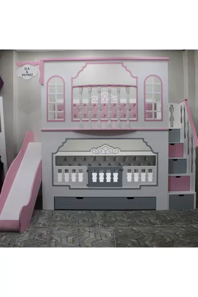 Letto a castello da principessa con balcone e scivolo