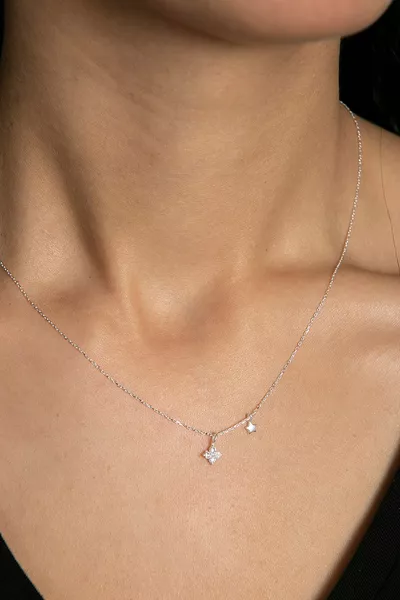 Women's Star Detail Minimal Model Sterling Silver Necklace