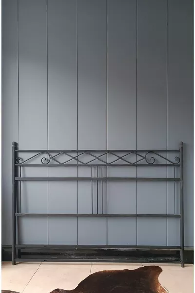 Schlichtes Schmiedeeisen-Kopfteil und Optionen geeignet für Betten der Größe '