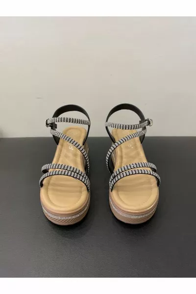 Gepolsterte knöchelverstellbare Sandalen aus Stein mit Absatz