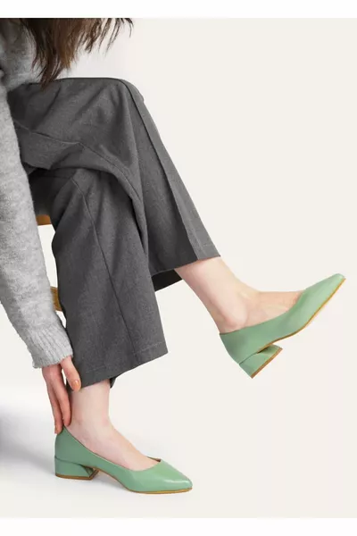 Женские балетки Myth Green