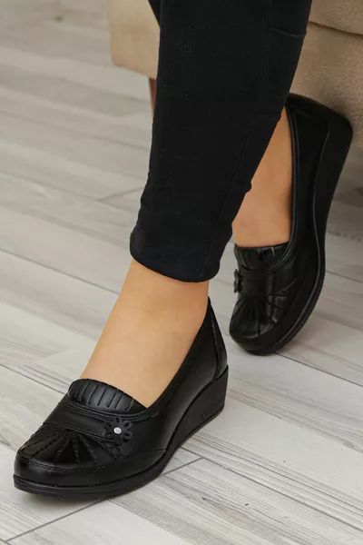 Orthopedic Soft Soled Mother Shoes