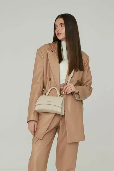 حقيبة جلد محكم بيج