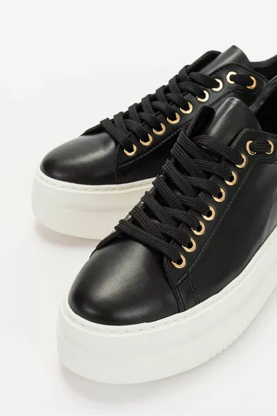 Spes Черные женские кроссовки