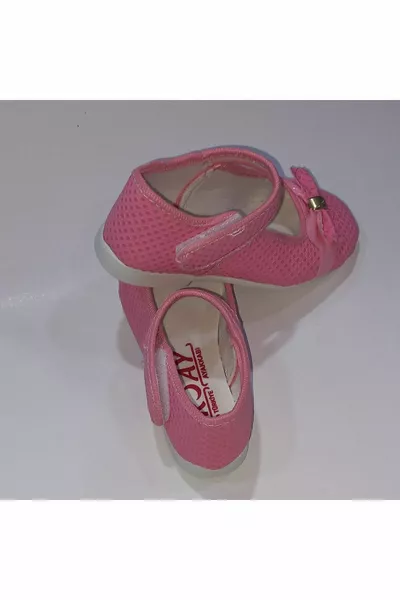 شقق الباليه الوردي غير الرسمية ذات النطاقات