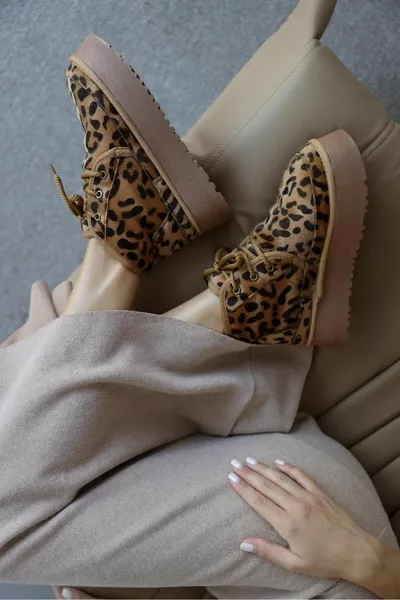 Heribo Leopard Inside Wool Stivali stringati da donna con suola spessa