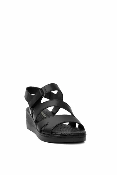  Women Padded Heel Sandals Black