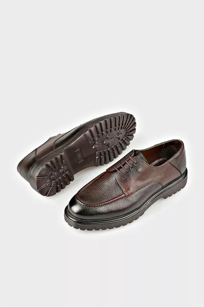 Chaussures décontractées pour hommes en cuir café