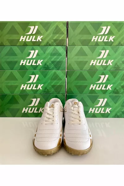 أحذية أستروتيرف