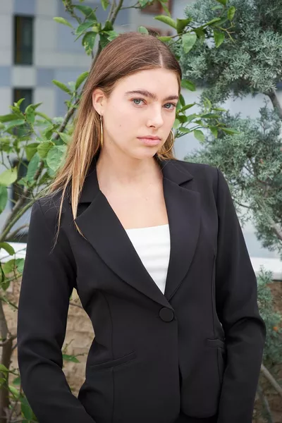 كم طويل القطن النسيج قصيرة السترة مكتب جاكيت مع جيوب طوق فلاتو - أسود