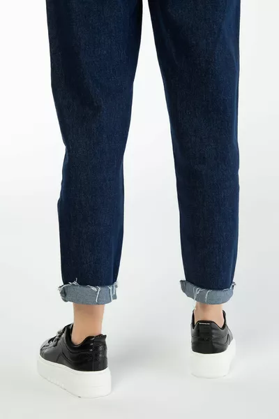 سنيكرز نباتي نسائي   Bn Ayk 