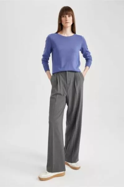 العادية تناسب طاقم الرقبة الأساسية متماسكة سترة wn