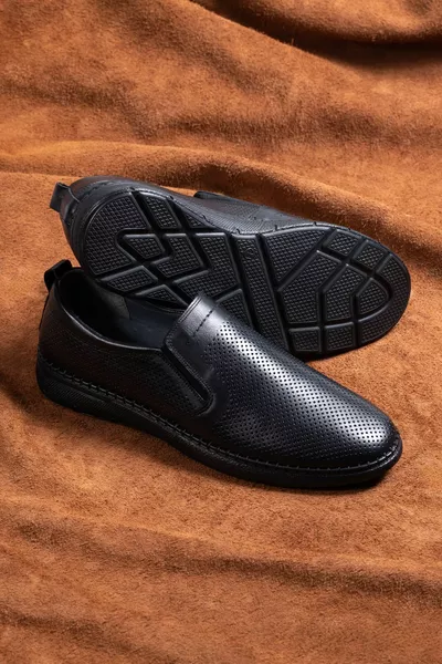 حذاء رجالي من الجلد الطبيعي، حذاء يومي، حذاء صيفي، حذاء لوفر، جلد أسود