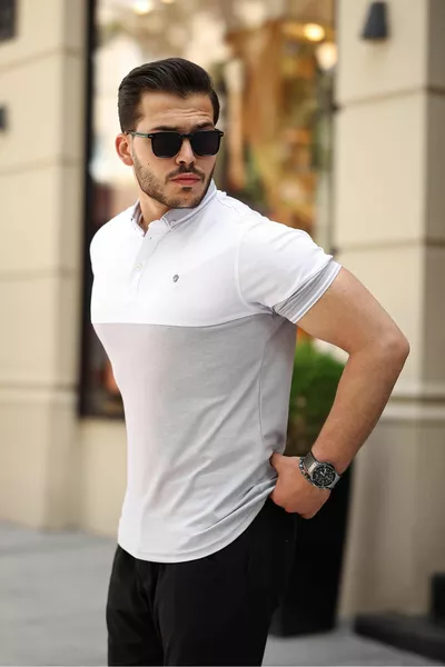 أبيض رمادي كاجي ستون قطعة بولو الرقبة قصيرة الأكمام تي 