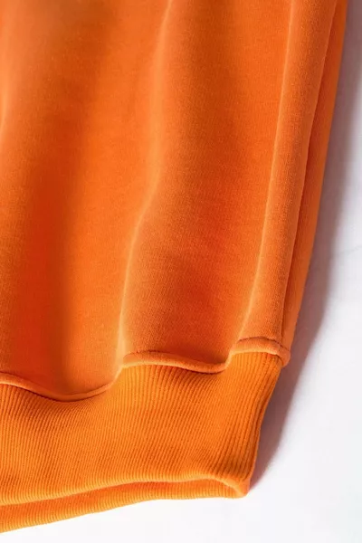 Felpa Unisex Oversize Arancione con Girocollo e Finitura Bouclé