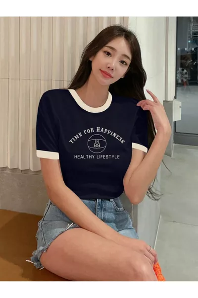 Unisex T-Shirt mit Aufdruck 'Time For Happiness'